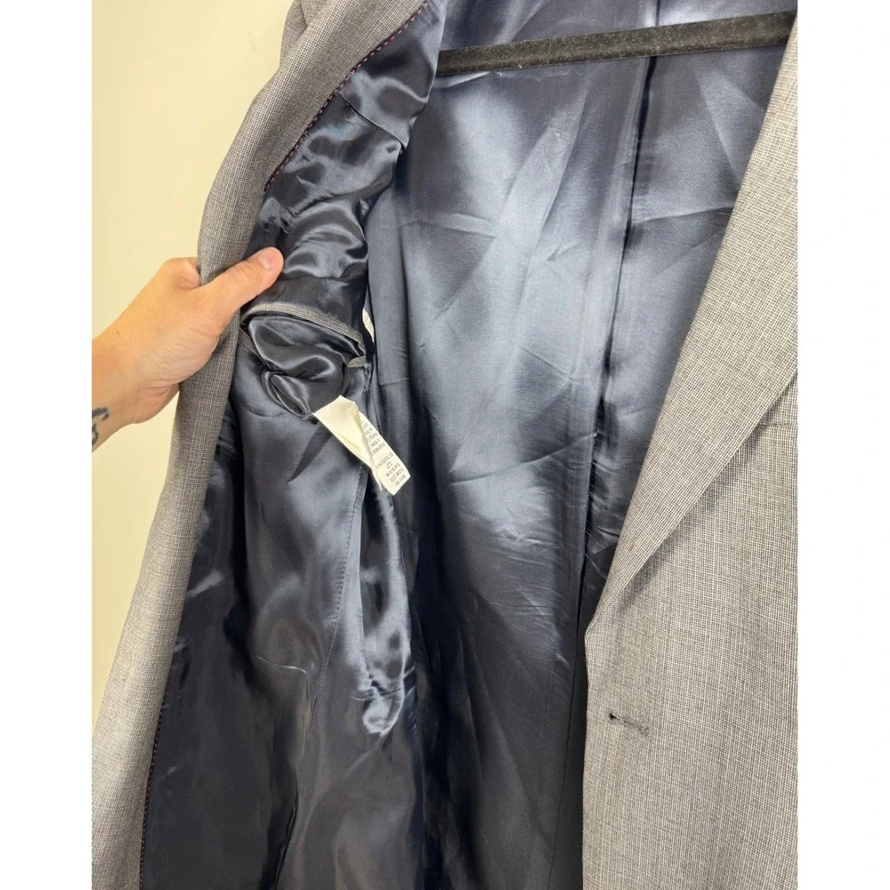 Carolina Herrera Mens Grey Two Button Blazer Jacket Made in Spain Size 42R